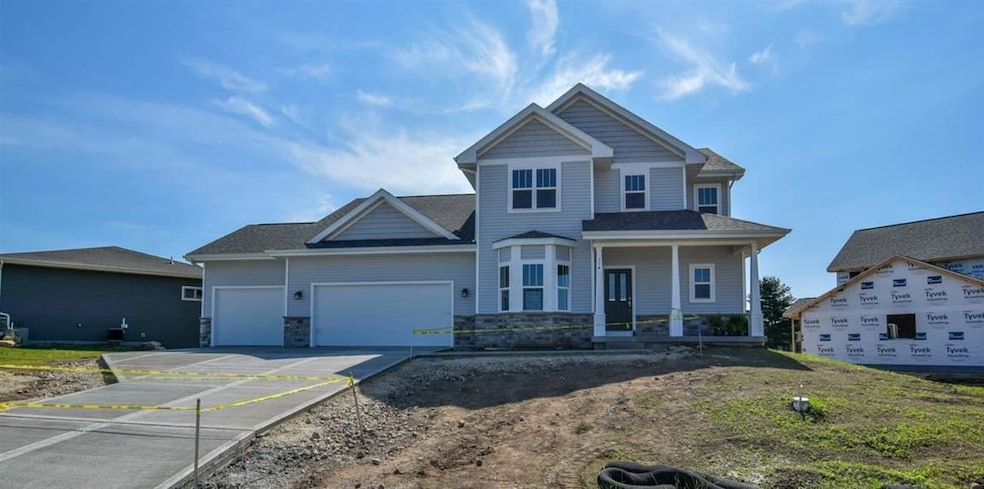 334 Langeland St, Oregon, WI 53575 - photo 1