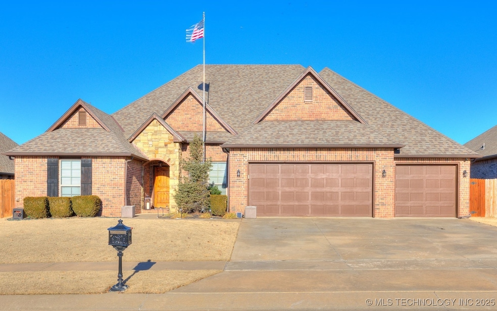 2511 S 16th Place, Broken Arrow, OK 74012 - photo 1