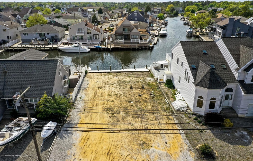 46 Pilot Rd, Toms River, NJ 08753 - photo 1