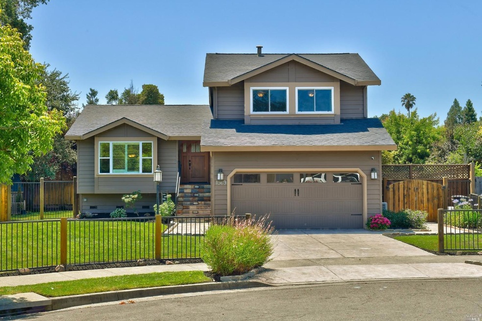 Sold $875,000 • Co-Listing Agent