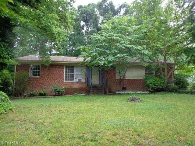 1546 Cliffwood Dr, Asheboro, NC 27205 - photo 1