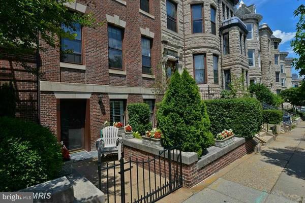 2117 S St NW unit STREET LEVEL GATE, Washington, DC 20008 - photo 1