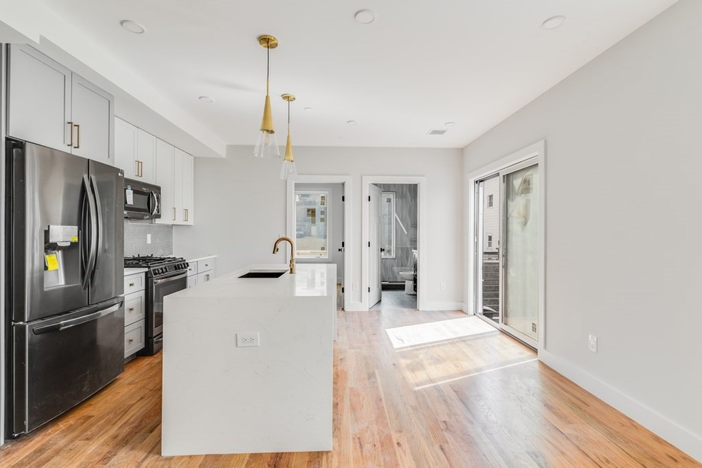 97 Condor St unit 2, Boston, MA 02128 - photo 1