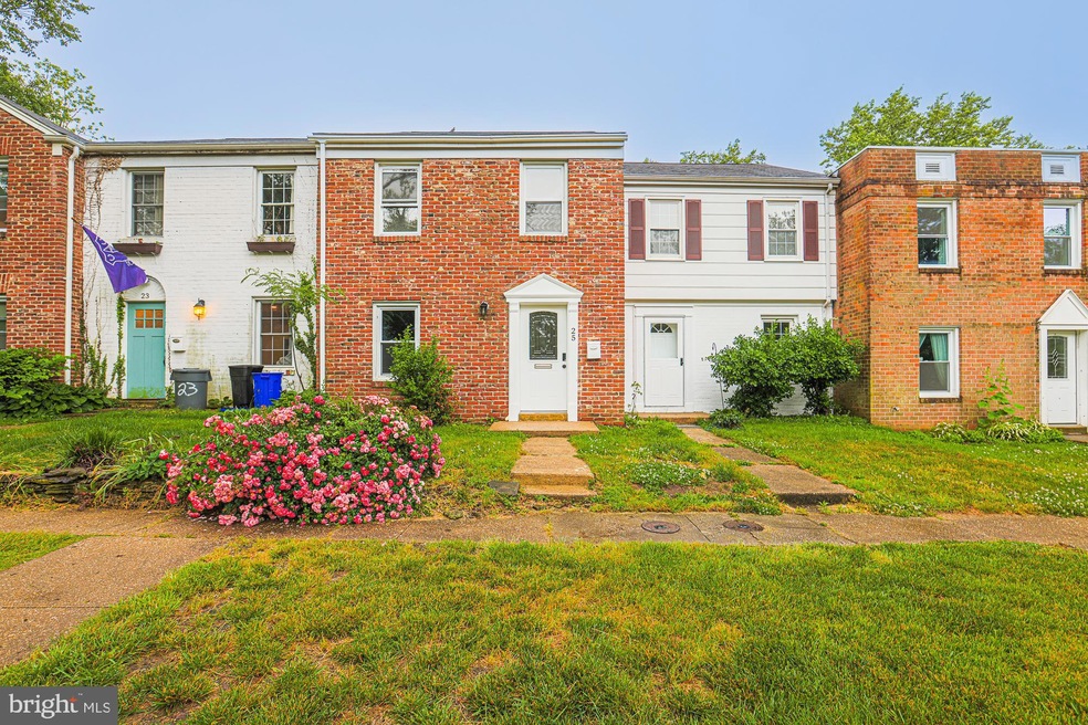 25 Dorchester Ct, Annapolis, MD 21403 - photo 1