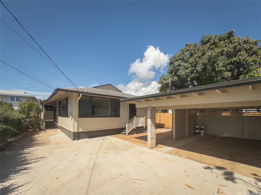 Front view of property