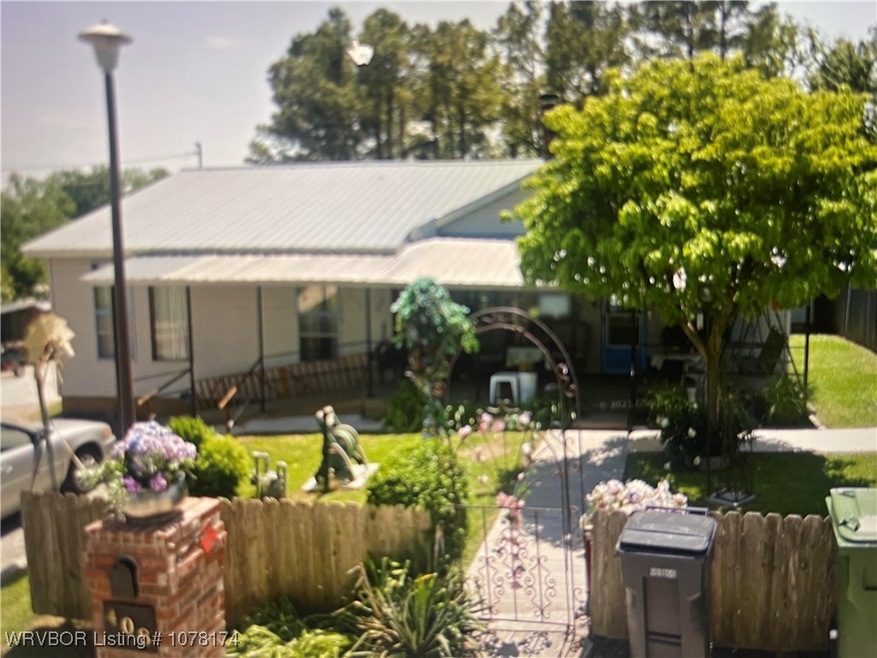 408 E Pine St, Rogers, AR 72756 - photo 1