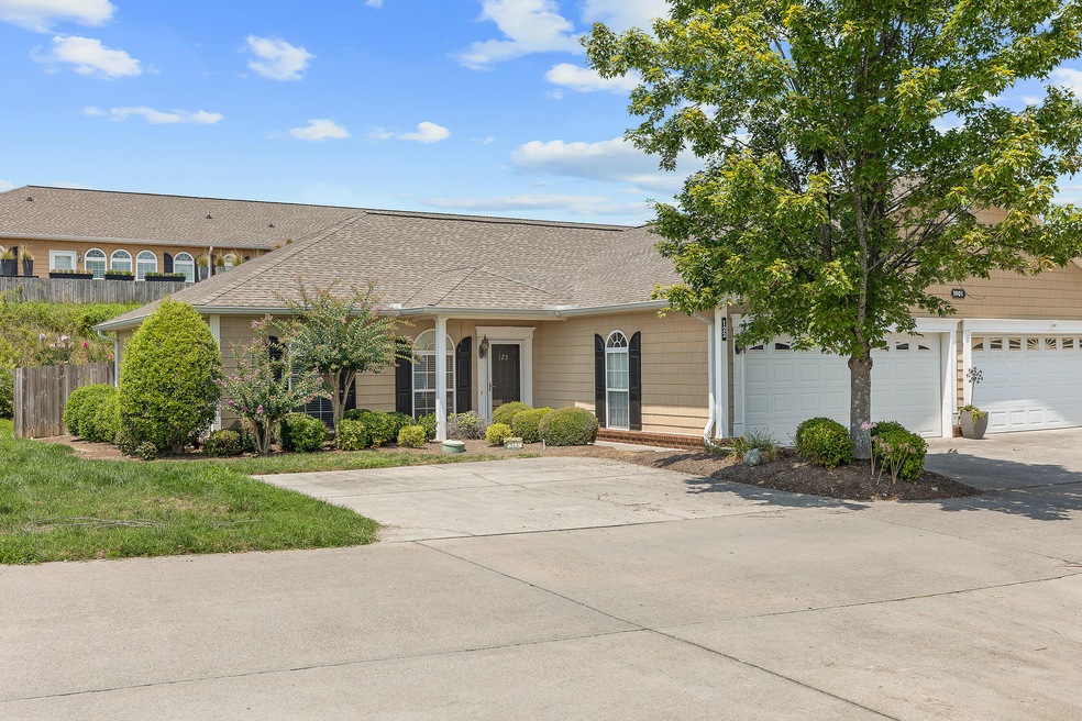 1901 Middle Summit Dr, Dalton, GA 30721 - photo 1