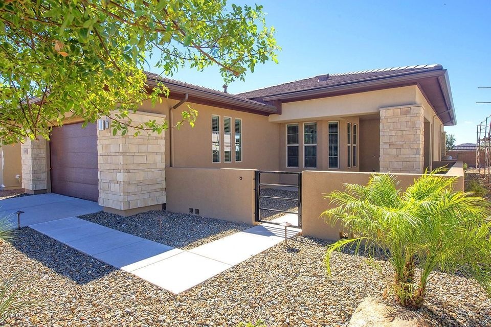 001_Nice Curb Appeal