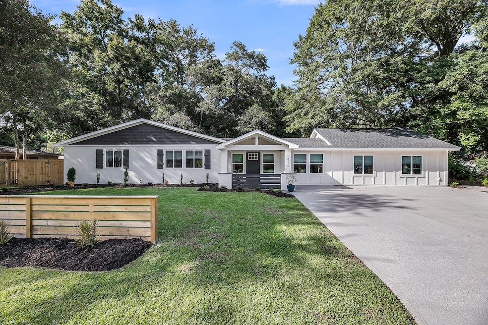 Under Contract $749,900