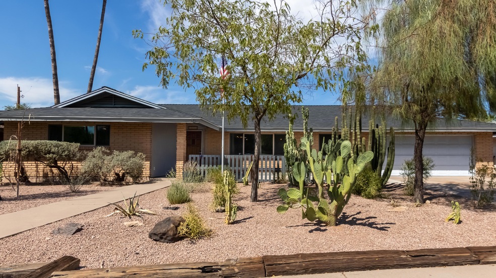 1254 E Malibu Dr-1