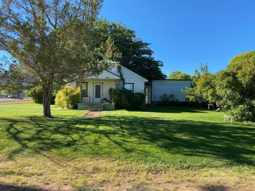 282 E 100 N, Parowan, UT 84761 - photo 1