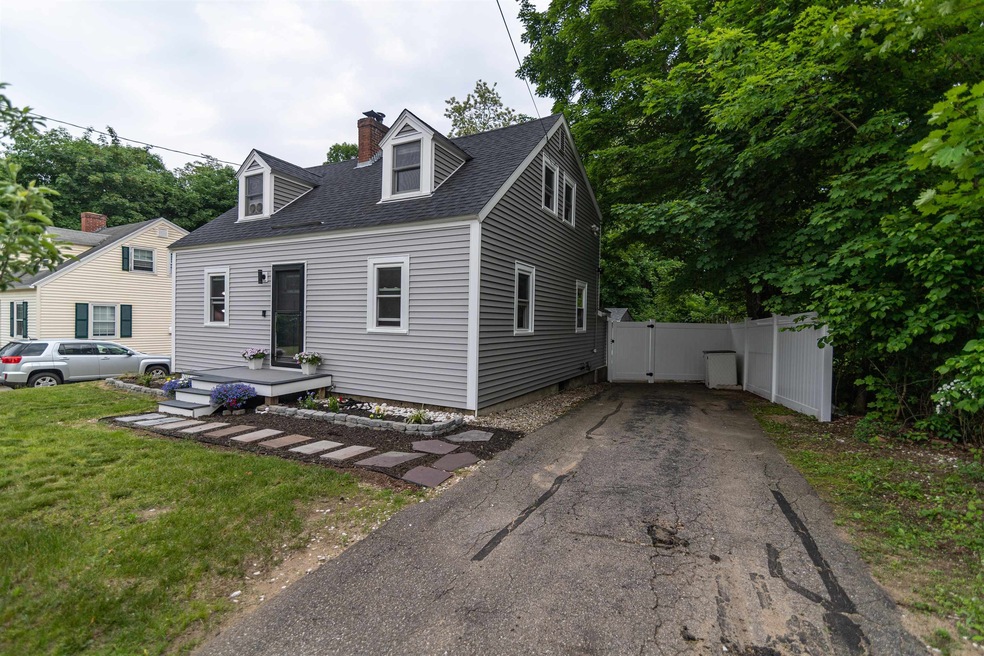 11 Stevens Ct, Rollinsford, NH 03869 - photo 1