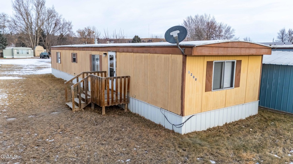 1208 S Frontier Trail, Mandan, ND 58554 - photo 1