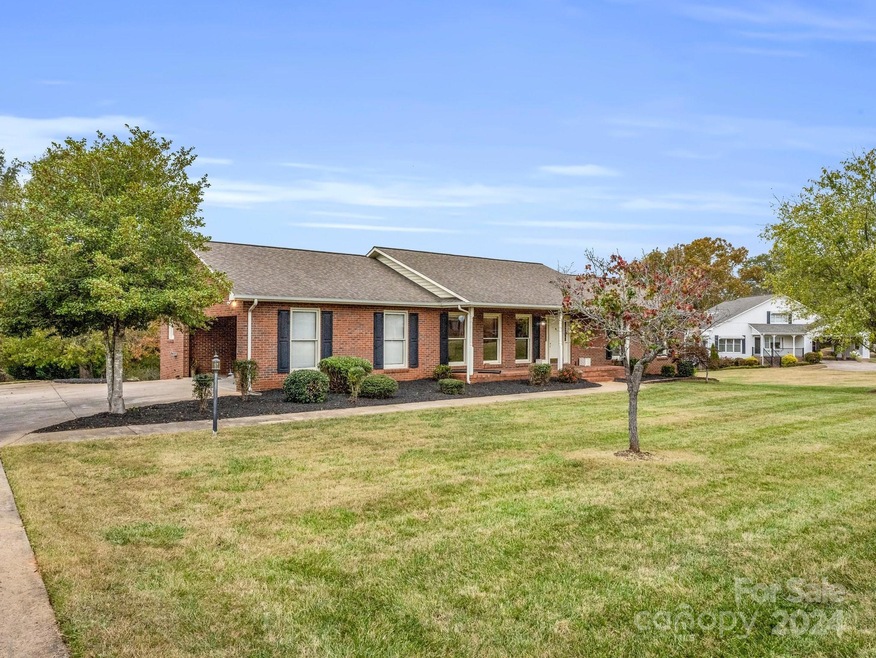 1504 Wesson Rd, Shelby, NC 28152 - photo 1