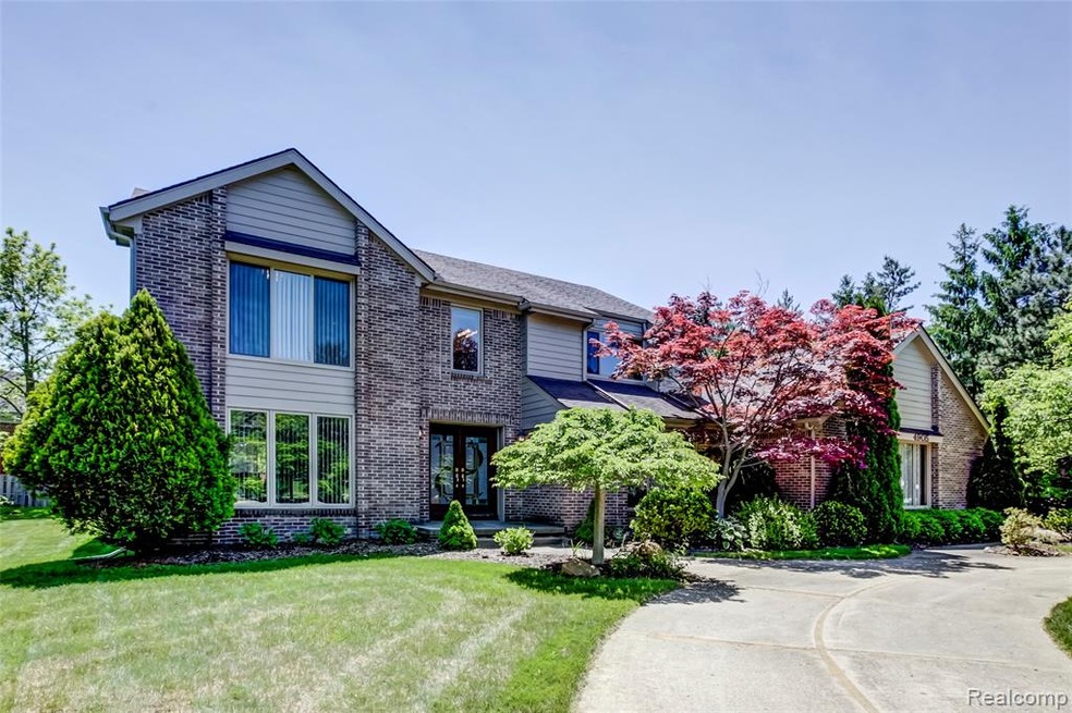 004-4905FairviewCt-WestBloomfield-MI-48322-full.jp