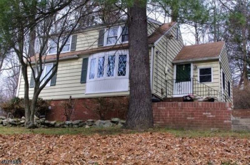 7 W Cherry Tree Ln, Sparta, NJ 07871 - photo 1