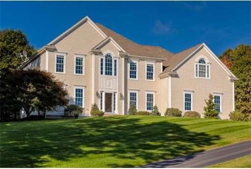 25 Dairy Dr, Upton, MA 01568 - photo 1