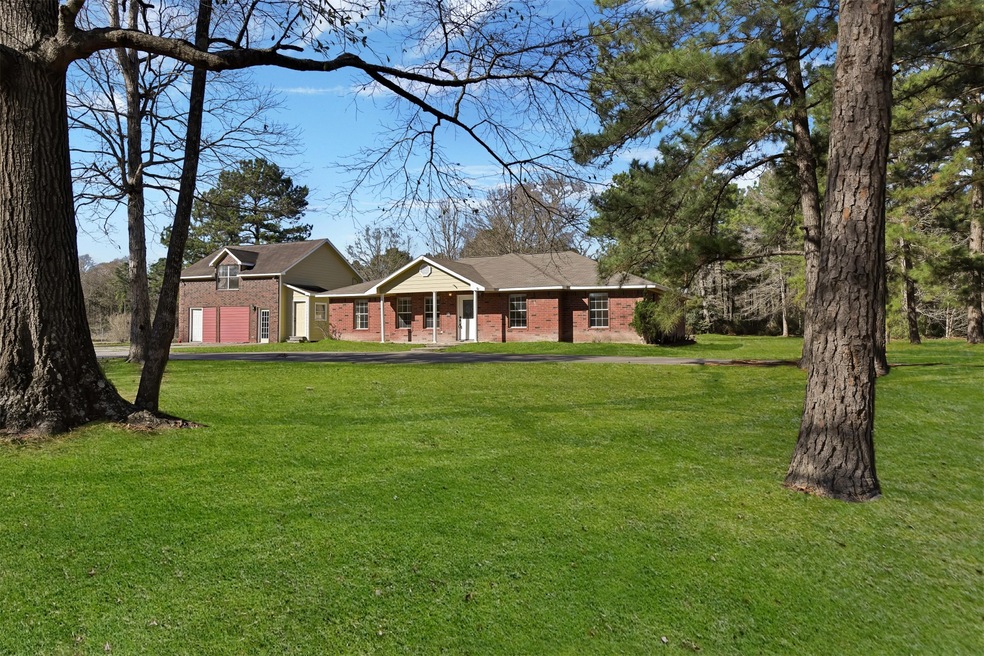 26085 Pecan Grove, Cleveland, TX 77328 - photo 1