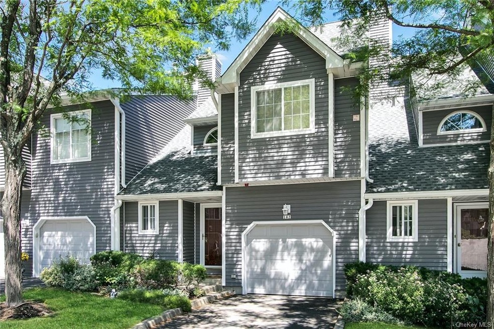 162 Eagle Ridge Way unit 6, Nanuet, NY 10954 - photo 1