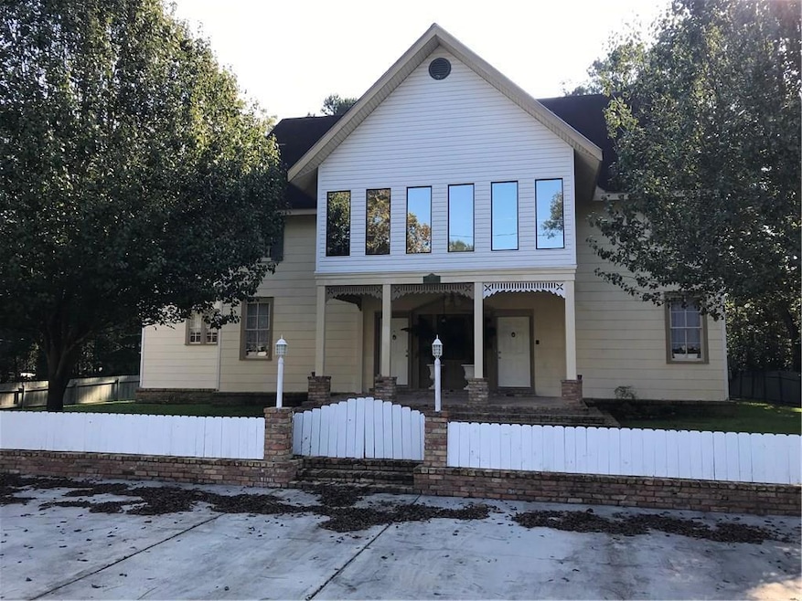 210 N Steele Ave unit a, Picayune, MS 39466 - photo 1