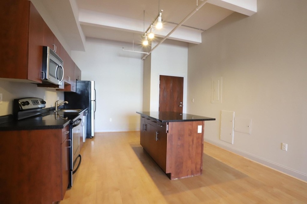 24 Mount Vernon St unit A403, Lynn, MA 01901 - photo 1