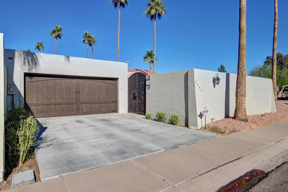 2086 E Balboa Dr, Tempe, AZ 85282 - photo 1