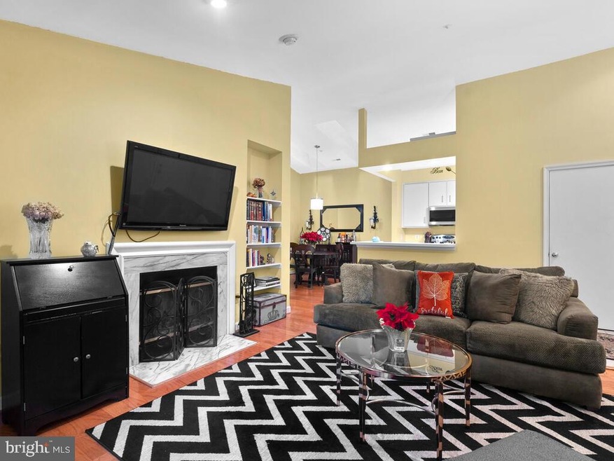 3309 Sir Thomas Dr unit 41, Silver Spring, MD 20904 - photo 1