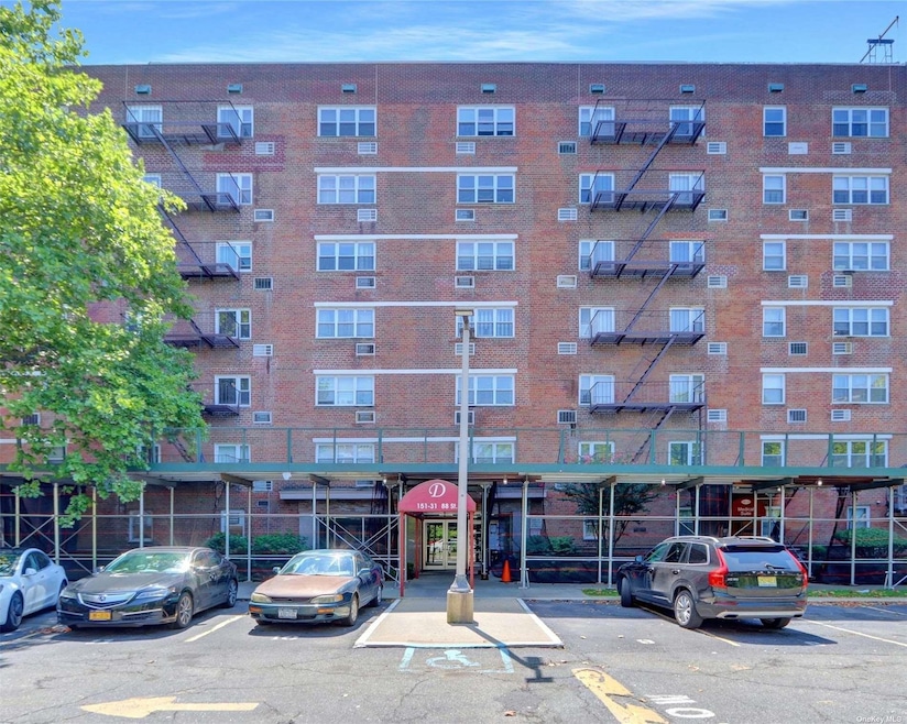 151-31 88th St unit 6H, Howard Beach, NY 11414 - photo 1