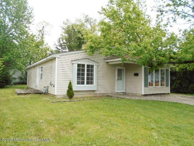 352-384129 - Front - different angle 2