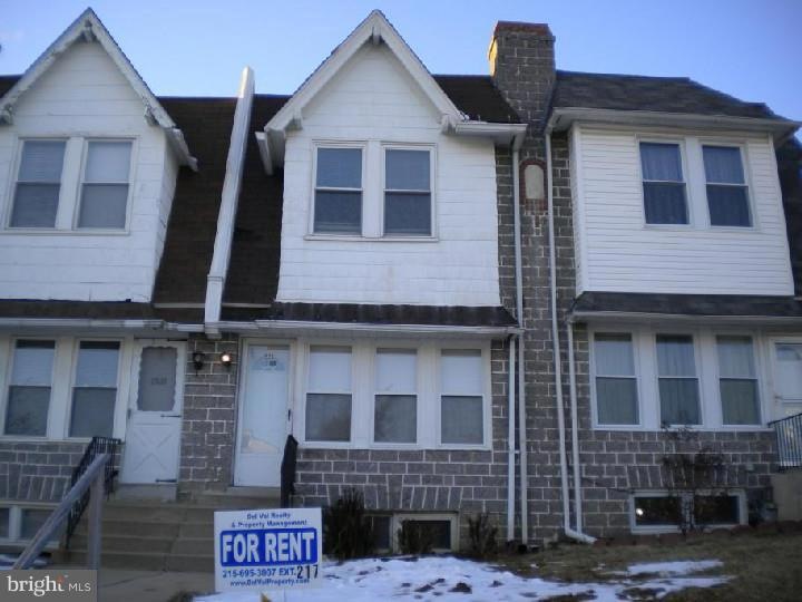 1523 Powell St, Norristown, PA 19401 - photo 1