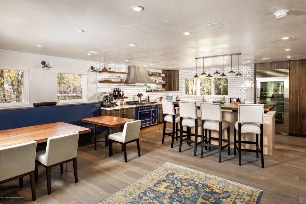 Kitchen/Dining