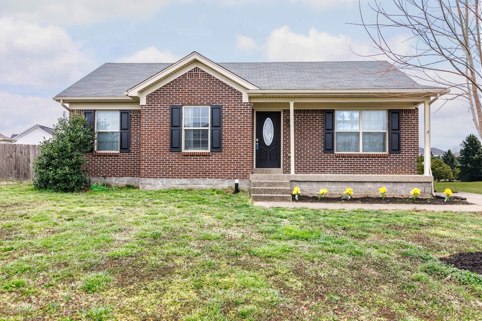211 Gentry Crossings Blvd, Mount Washington, KY 40047 - photo 1