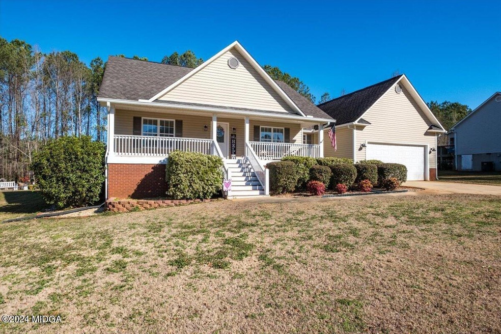 509 Aarons Cir, Gray, GA 31032 - photo 1