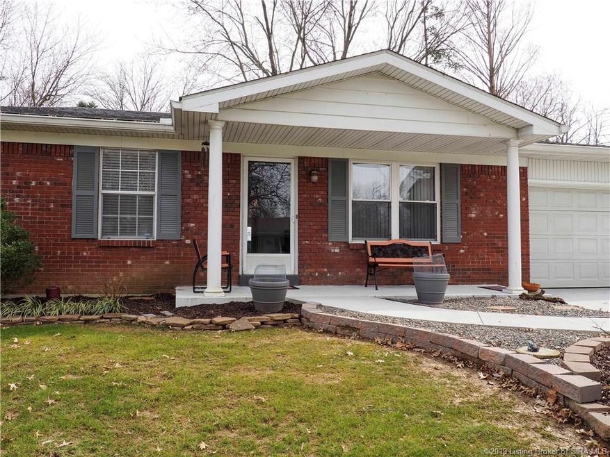 910 Pennwood Dr, New Albany, IN 47150 - photo 1