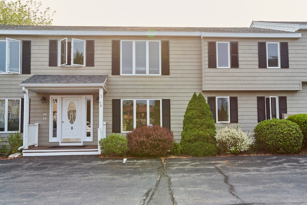 1372 Post Rd, 3A, Wells