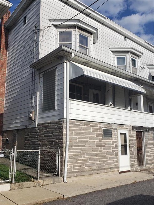 225 W Howard Ave unit Coaldale, Coaldale, PA 18218 - photo 1