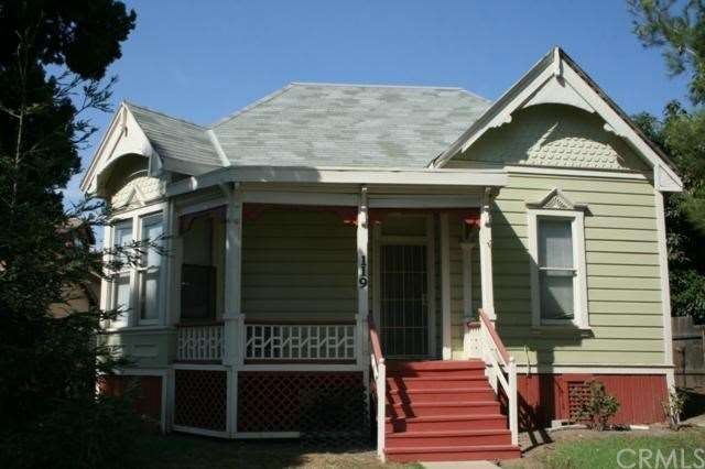 A charming Queen Anne Victorian - a rare find in S