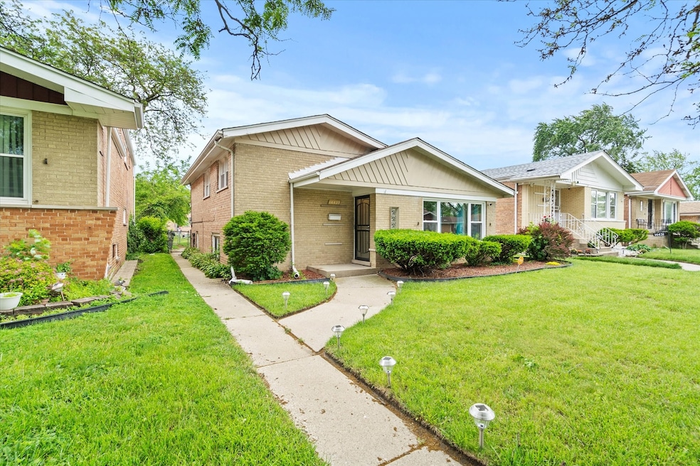 Sold $200,000 • Co-Listing Agent