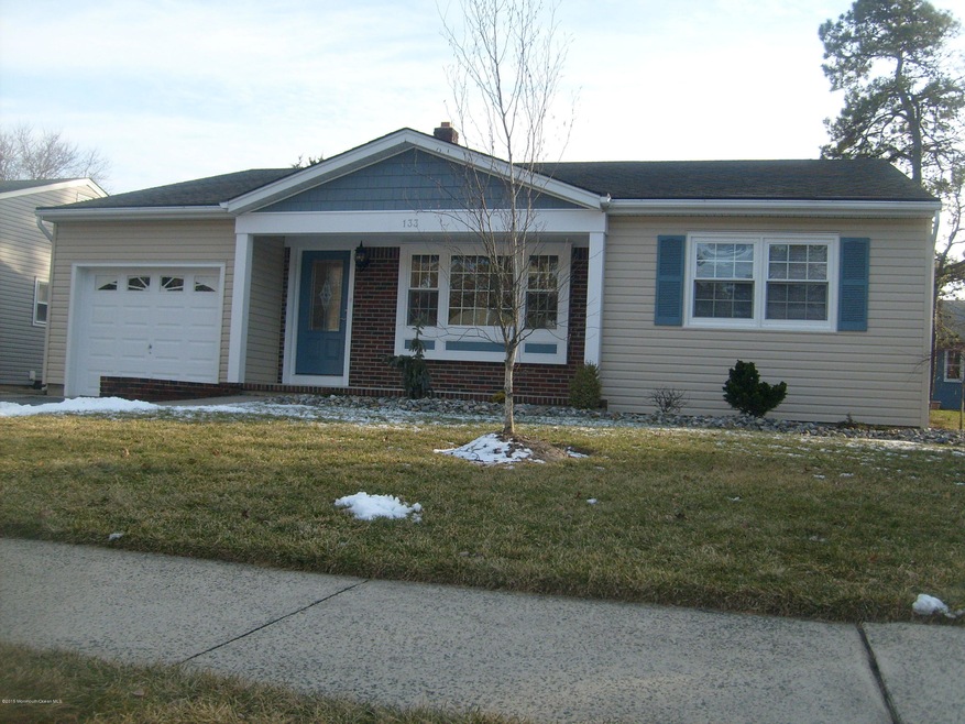 133 Castleton Dr, Toms River, NJ 08757 - photo 1