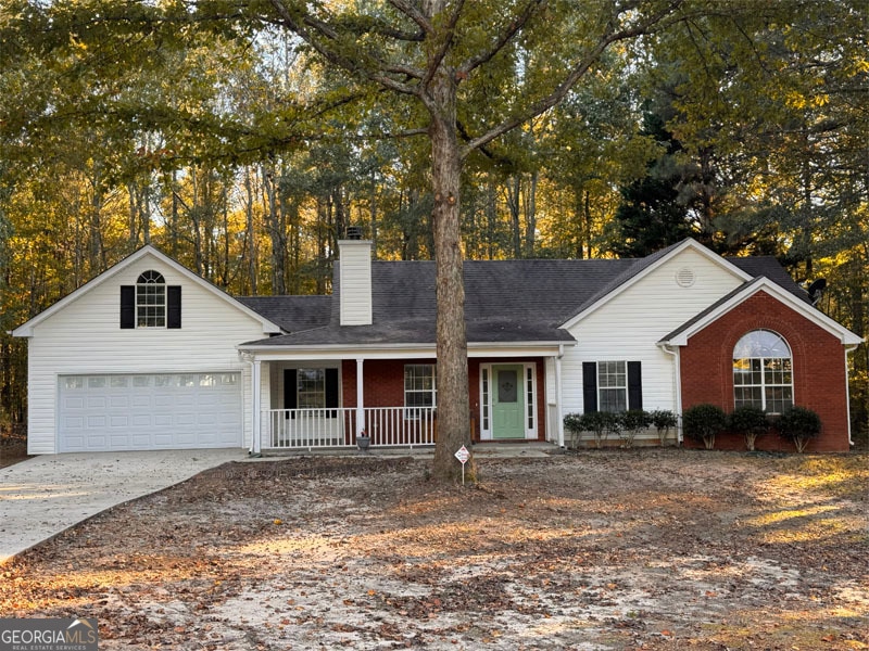 530 Oxford Ridge, Winder, GA 30680 - photo 1