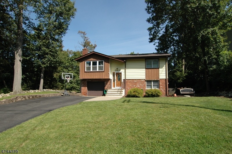 21 Billings Rd, Hopatcong, NJ 07843 - photo 1