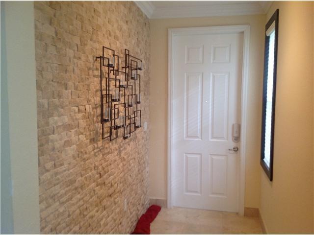 10740 NW 74th Ln, Doral, FL 33178 - photo 1