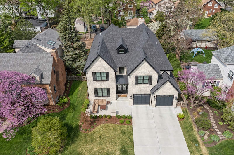 200 N Elm Ave, Elmhurst, IL 60126 - photo 1