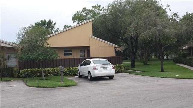 22581 Vistawood Way unit 22581, Boca Raton, FL 33428 - photo 1