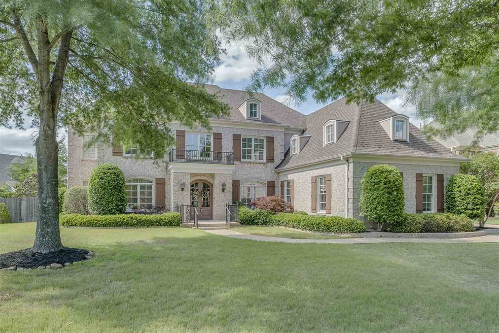 Beautiful Georgian Style home