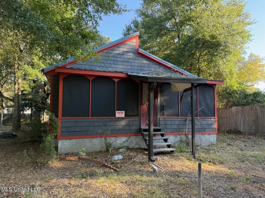 807 27th St, Gulfport, MS 39501 - photo 1