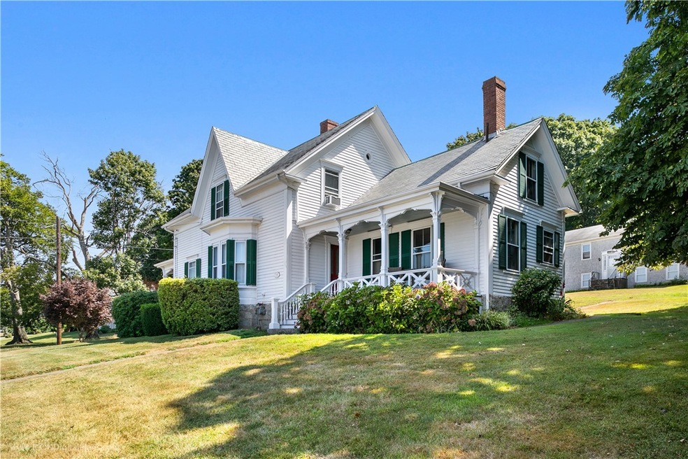 1690 Main Rd, Tiverton, RI 02878 - photo 1