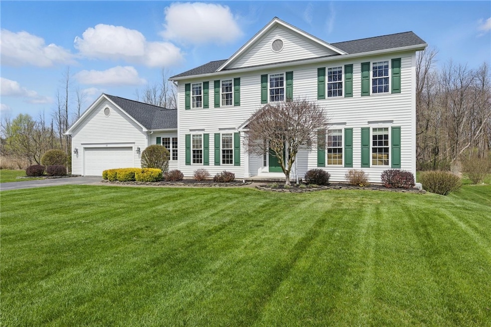A traditional design with modern flair gives a con