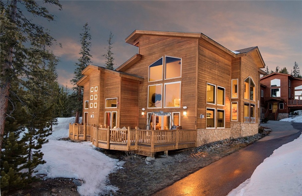  Great exterior architectural appeal with stone wo