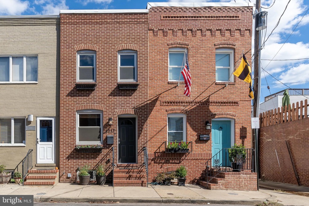 1117 S Bouldin St, Baltimore, MD 21224 - photo 1